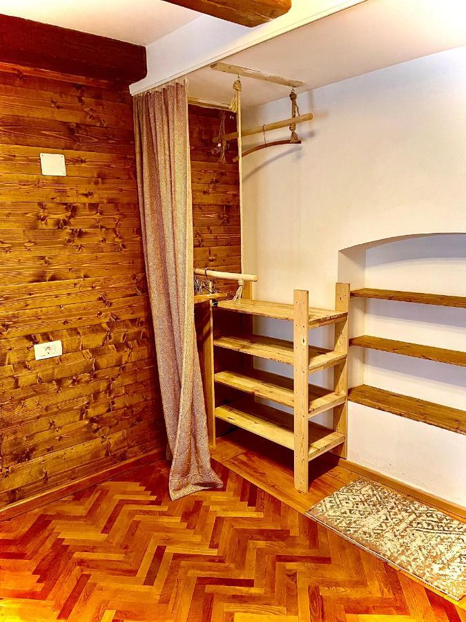 דירות בראשוב Apartament Rustic In Centrul Istoric מראה חיצוני תמונה