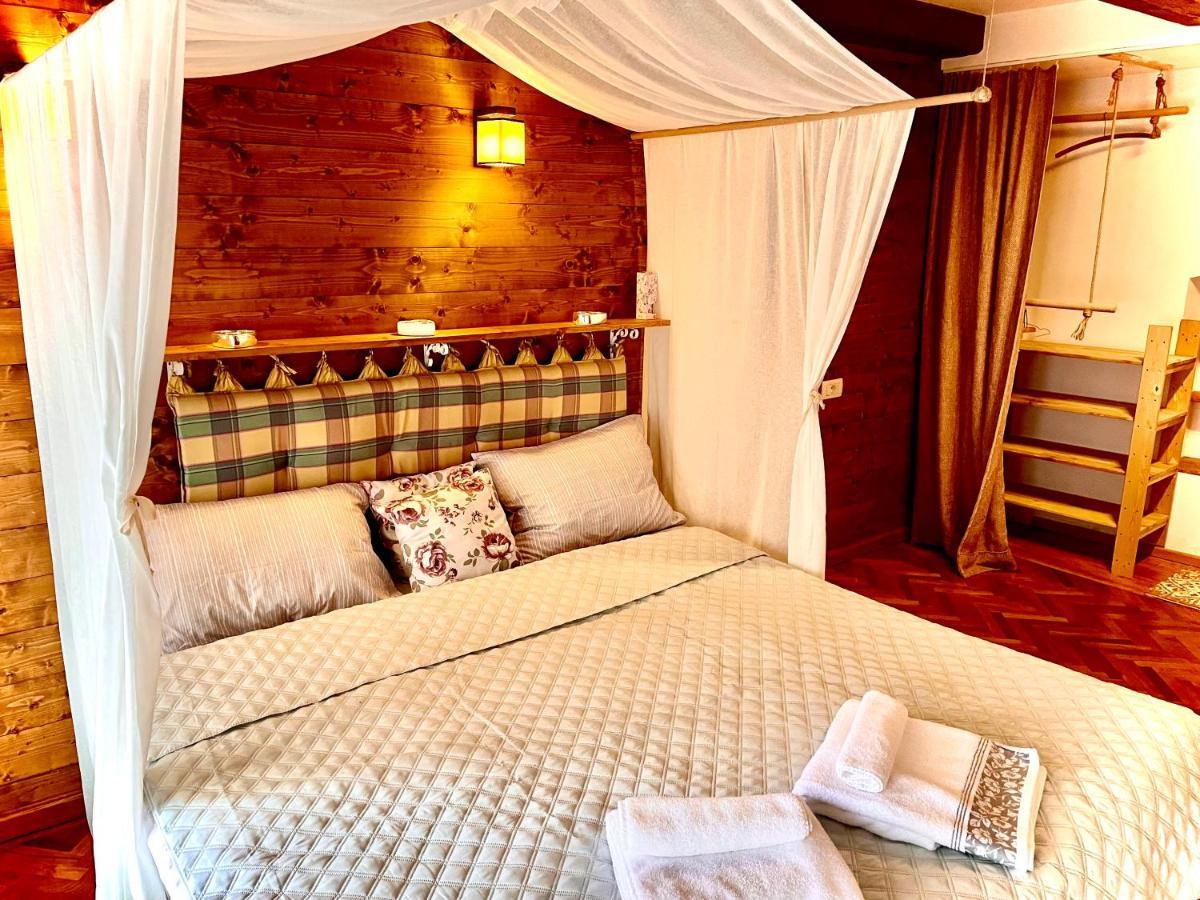 דירות בראשוב Apartament Rustic In Centrul Istoric מראה חיצוני תמונה